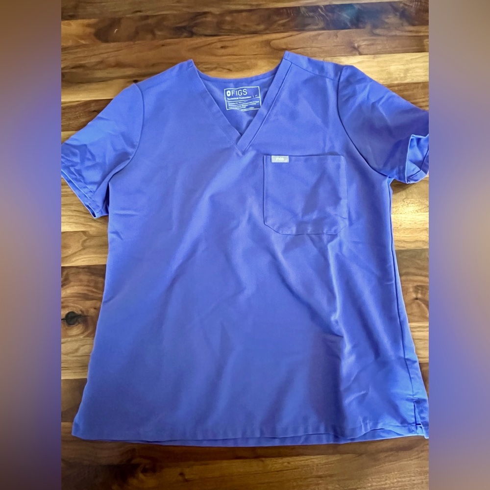 Figs Amethyst one pocket scrub top